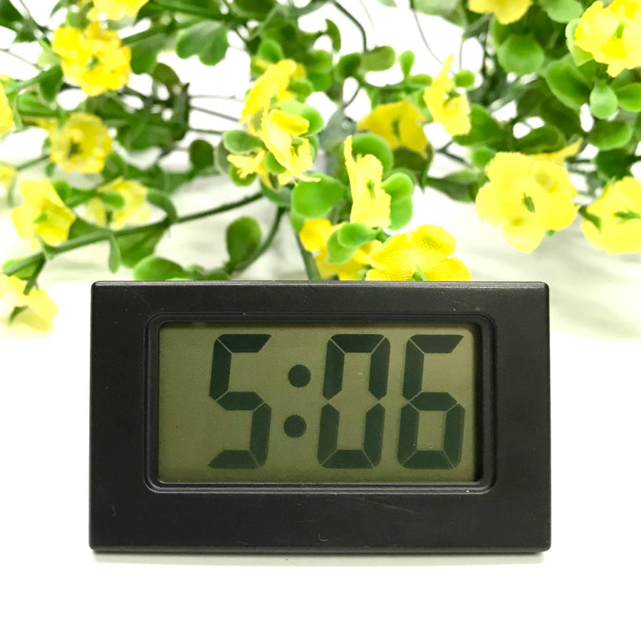 Checkmate Barker Mini Travel Digital Desk Clock Black 6cm VGW-614-BLA 1