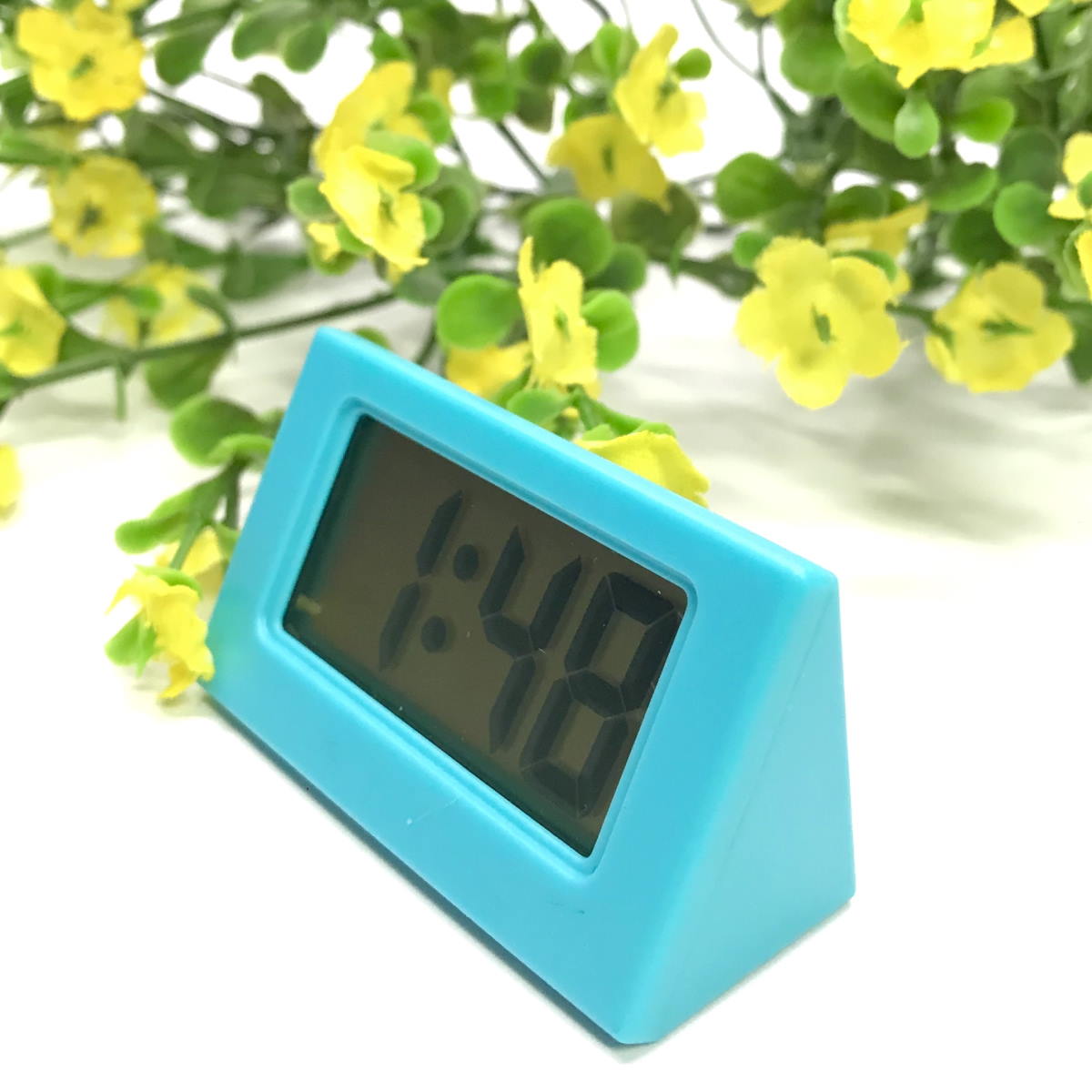Checkmate Barker Mini Travel Digital Desk Clock Blue 6cm VGW-614-BLU 2