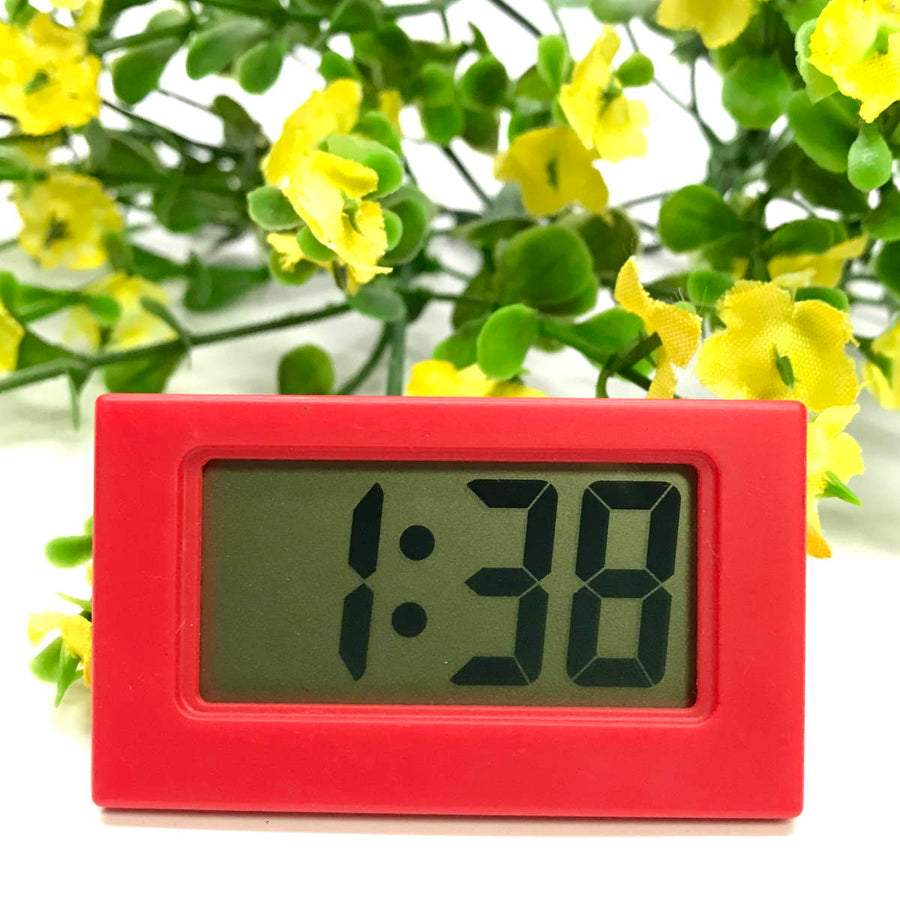 Checkmate Barker Mini Travel Digital Desk Clock Red 6cm VGW-614-RED 1