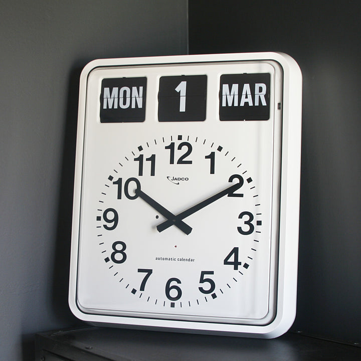 Jadco Giant Analogue Flip Calendar Wall Clock White 51cm BQ20 Lifestyle 3