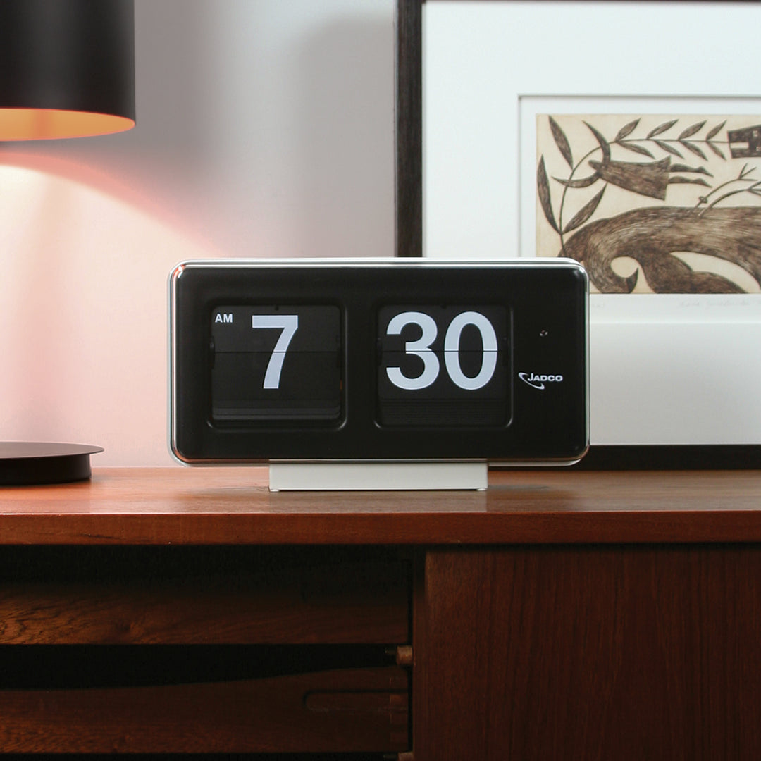 Jadco Harvey Digital Flip Card Wall and Desk Clock 12hr White 29cm BQ5012HR 6