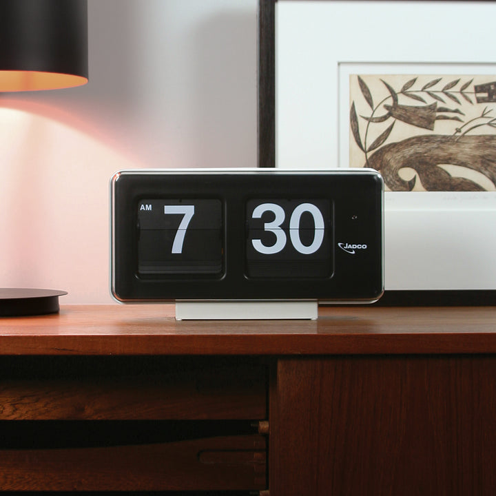 Jadco Harvey Digital Flip Card Wall and Desk Clock 12hr White 29cm BQ5012HR 6
