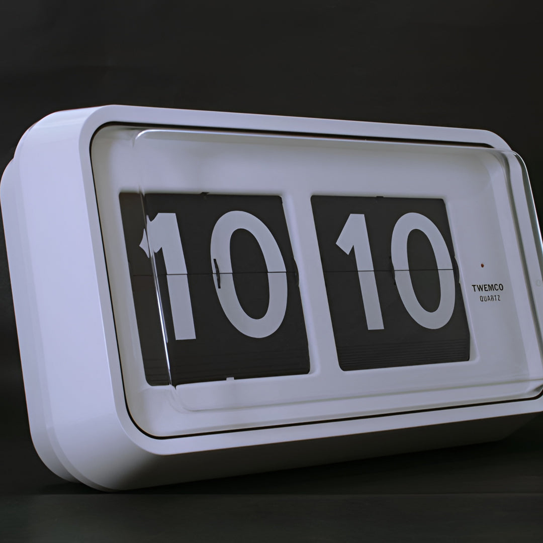 Jadco Jumbo Digital Flip Card Wall and Desk Clock 12hr White 48cm BQ10012HR New 2 Image 