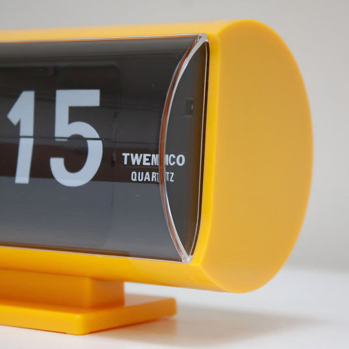 Jadco Marvin Cylindrical Digital Flip Card Desk Clock Yellow 18cm QT30T-Yellow 004