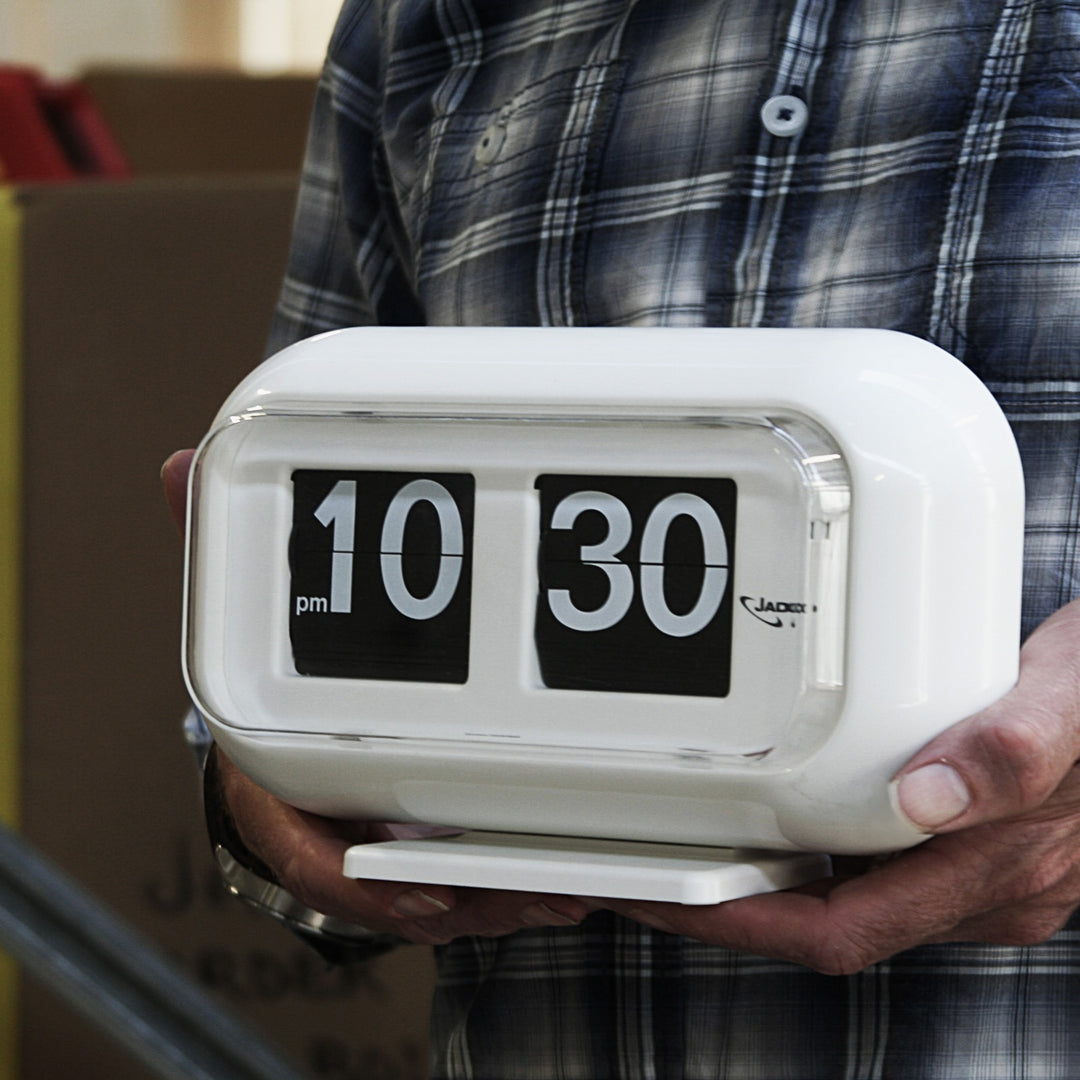 Jadco Wolly Digital Flip Card Wall and Desk Clock White 23cm QT35 7