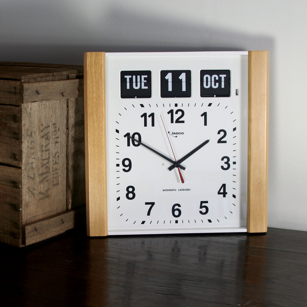 Jadco Woodgrain Finish Flip Calendar Wall Clock White 35cm BQ15 3