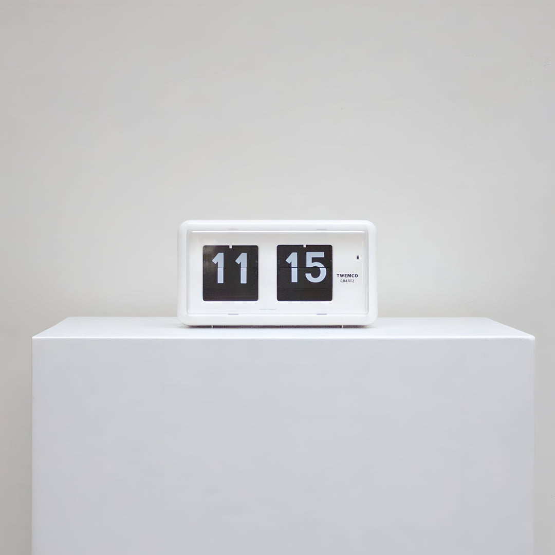 Jadco Wylie Compact Digital Flip Card Wall Desk Clock White 20cm QT30 04