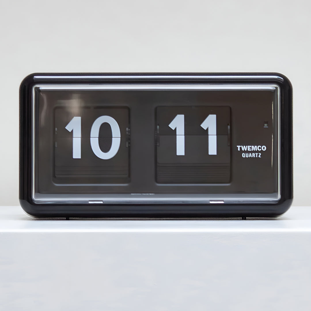 Jadco Wylie Compact Digital Flip Card Wall and Desk Clock Black 20cm QT30-Black New
