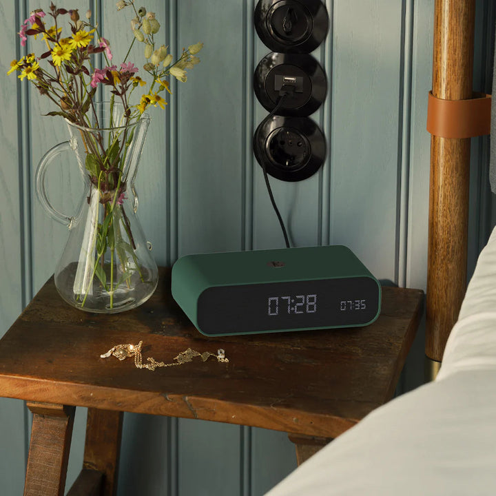 Kreafunk Wakie Qi Charging BT Speaker Alarm Clock Nordic Green 16cm KFKE198 3