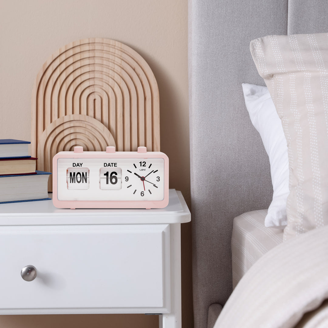 Leni Flipper Retro Manual Day Date Alarm Clock Dusty Pink 20cm 64920DPI 4