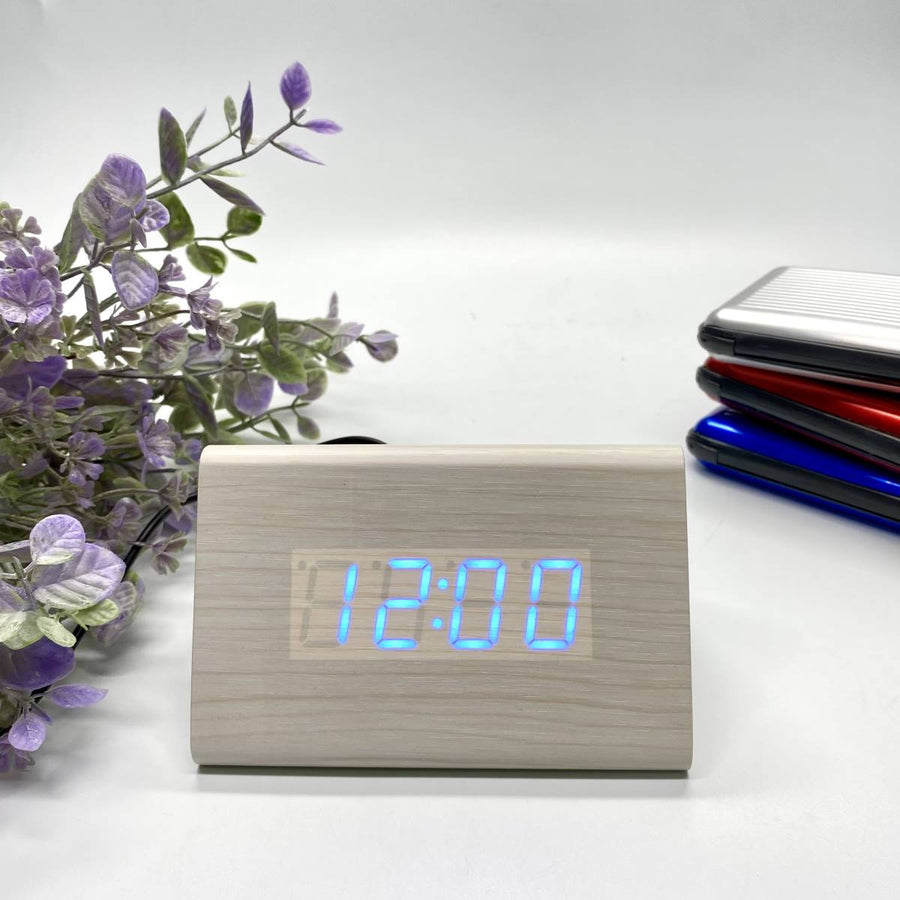 Checkmate Aspen LED Wood Tri Bar Alarm Clock Cream Blue 12cm VGY-858-BLU 1