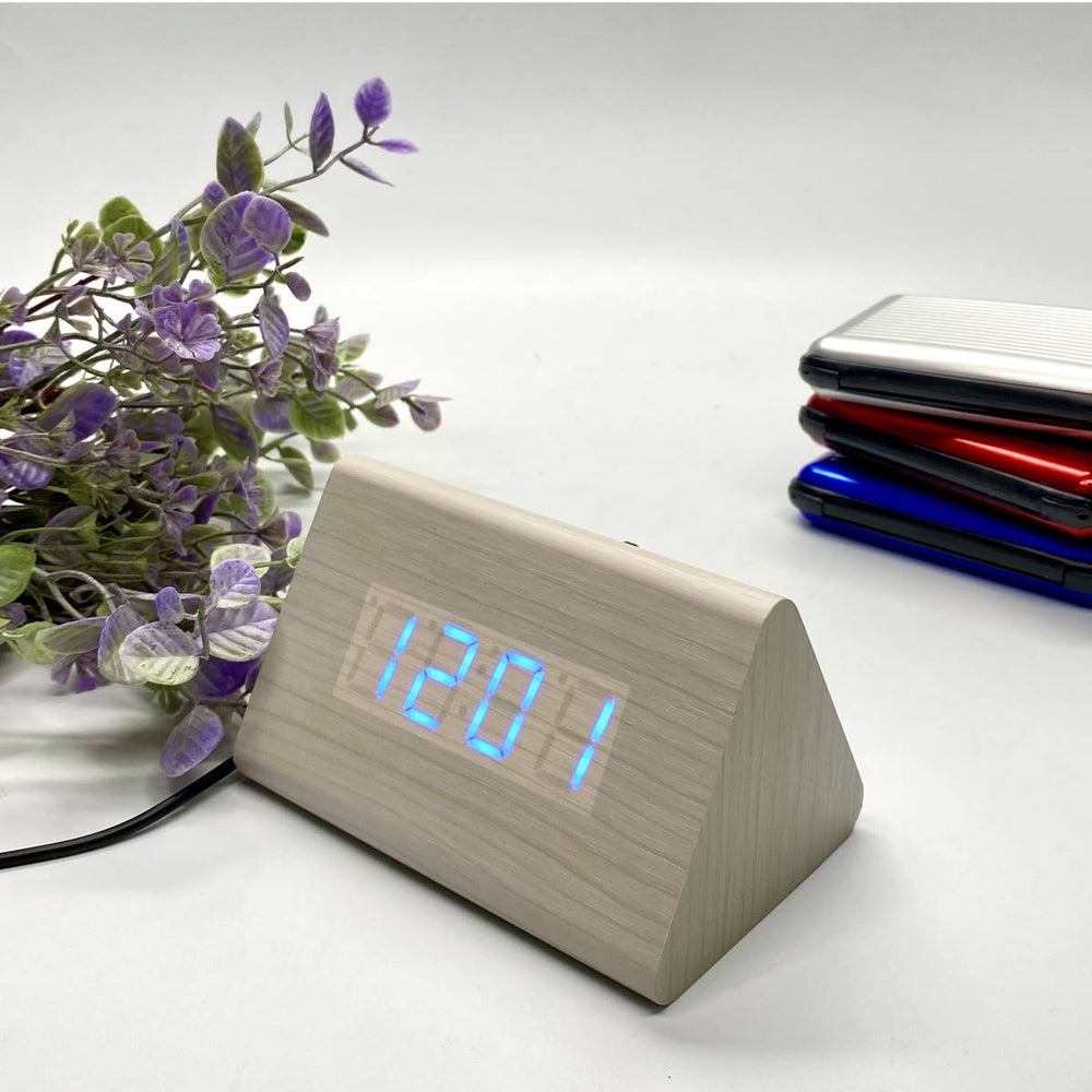 Checkmate Aspen LED Wood Tri Bar Alarm Clock Cream Blue 12cm VGY-858-BLU 2