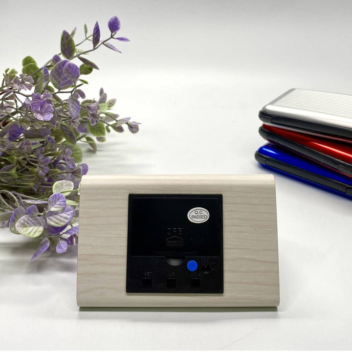 Checkmate Aspen LED Wood Tri Bar Alarm Clock Cream Blue 12cm VGY-858-BLU 3