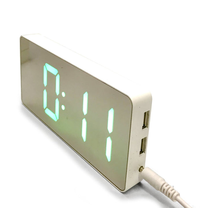 Checkmate Hector Mirror Face LED USB Charging Alarm Clock Green 16cm VGW-3322-GRE 4