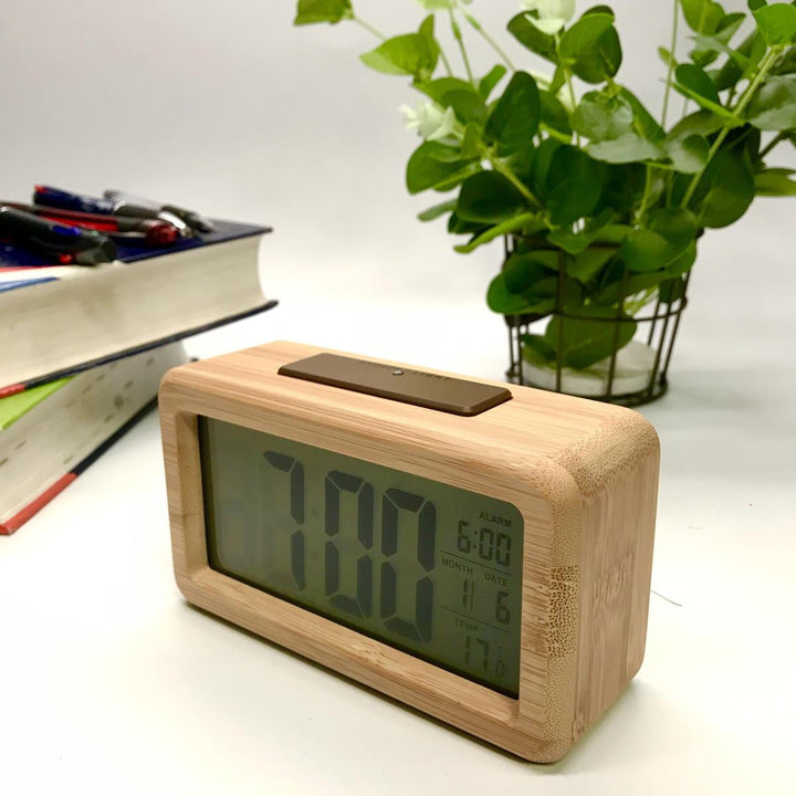 Checkmate Timber Multifunction Digital Alarm Clock Light Brown 14cm VGW-1902-LIGHT 4