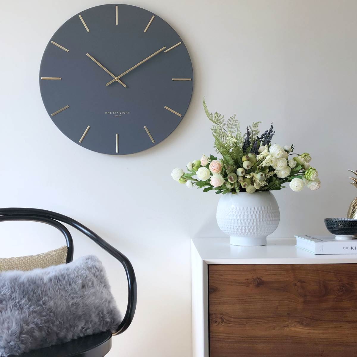 One Six Eight London Luca Wall Clock Charcoal Grey 60cm CK7013 Lifestyle2 #size_60cm