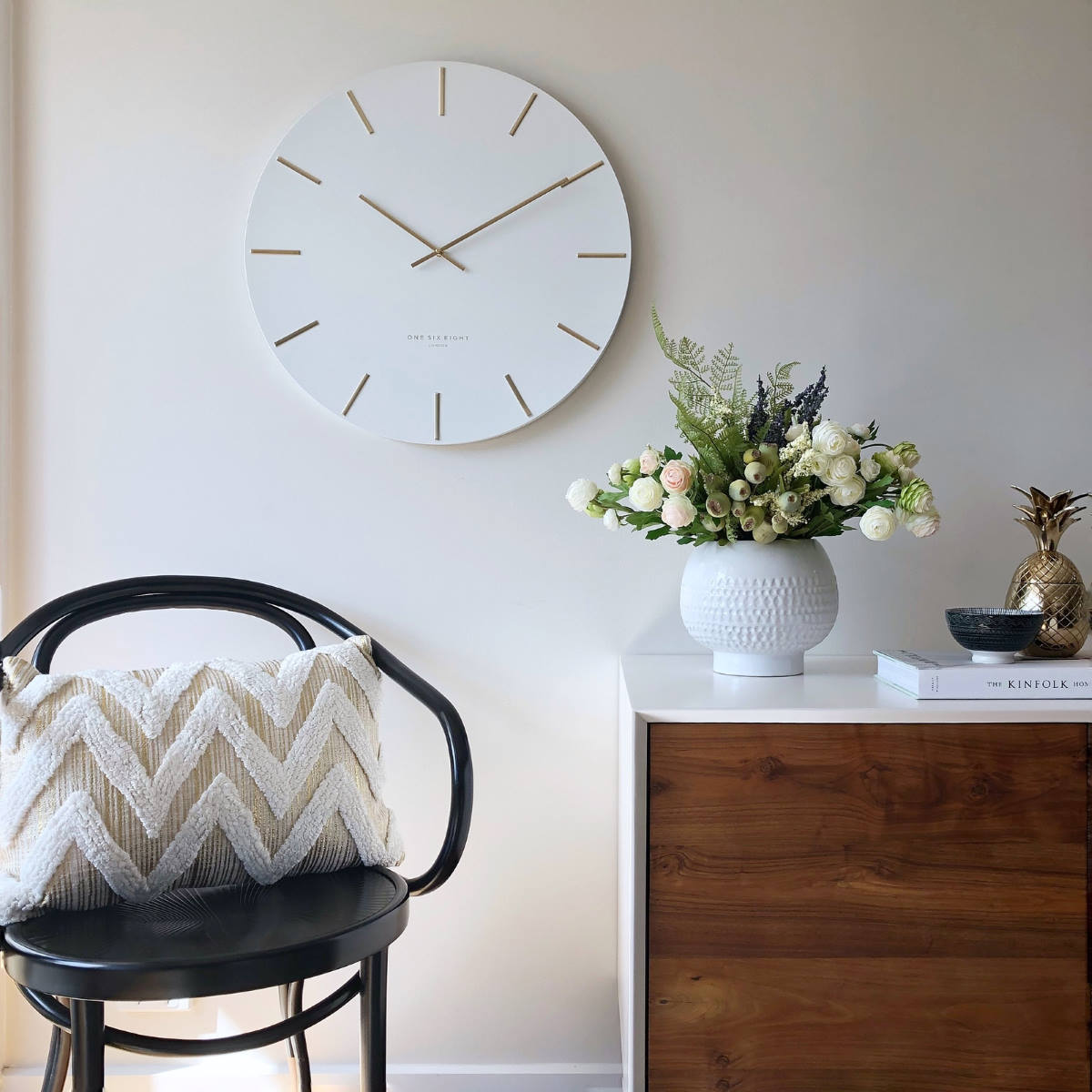 One Six Eight London Luca Wall Clock White 30cm 22149 Lifestyle #size_30cm